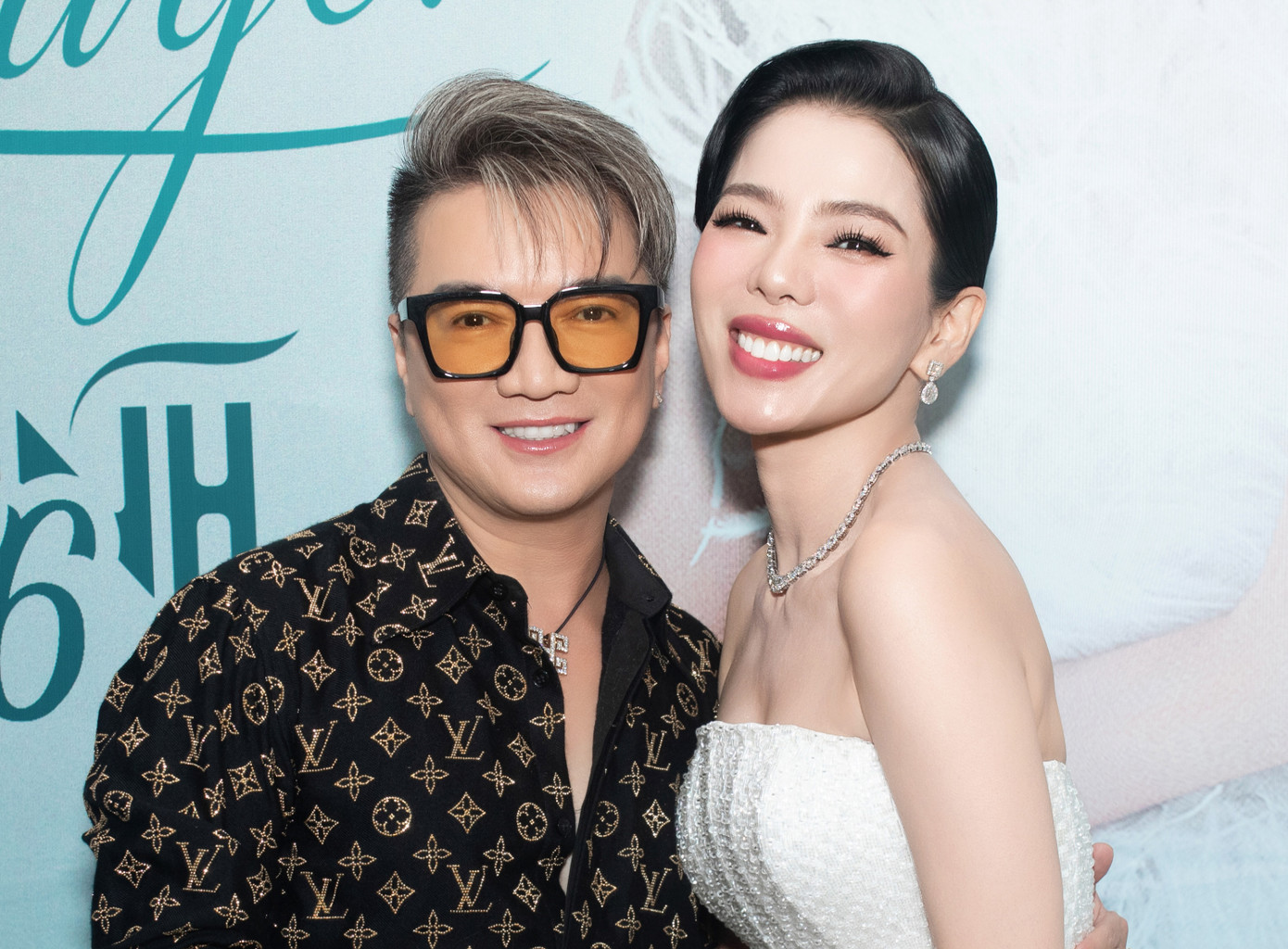 Đồng nghiệp tới ủng hộ sản phẩm âm nhạc mới của Lệ Quyên.