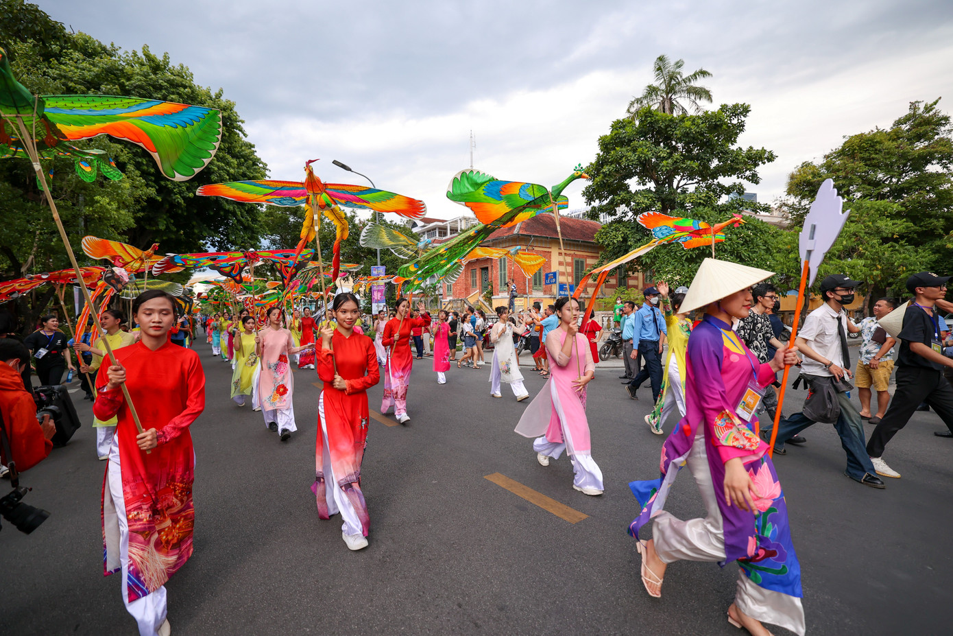 Hoạt động lễ hội đường phố trong khuôn khổ Festival Huế.