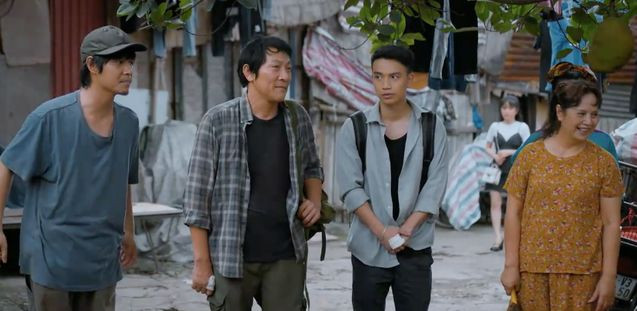 Lưu mong con trai cố gắng kiếm tiền trả nợ bằng con đường lao động chân chính. Ảnh: CMH.