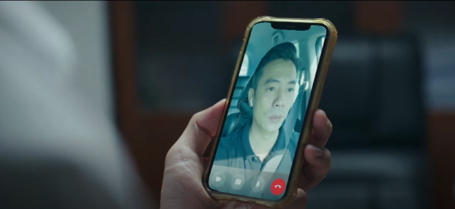 Đại tá Giang đã nghe được cuộc gọi của Tứ và Hiếu. Ảnh: CMH. Đại tá Giang đã nghe được cuộc gọi của Tứ và Hiếu. Ảnh: CMH.