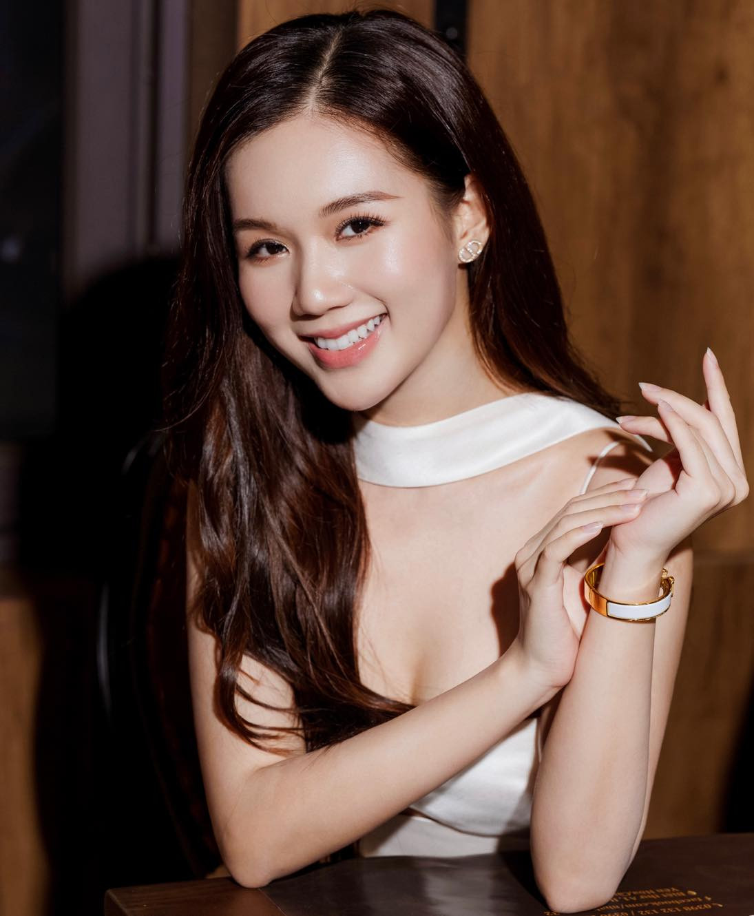 Khi vào vai tiểu tam trong Gia đình mình vui bất thình lình, diễn viên 9X cho biết cô không ngại làm nhân vật phản diện trên phim. Khi vào vai tiểu tam trong Gia đình mình vui bất thình lình, diễn viên 9X cho biết cô không ngại làm nhân vật phản diện trên phim.