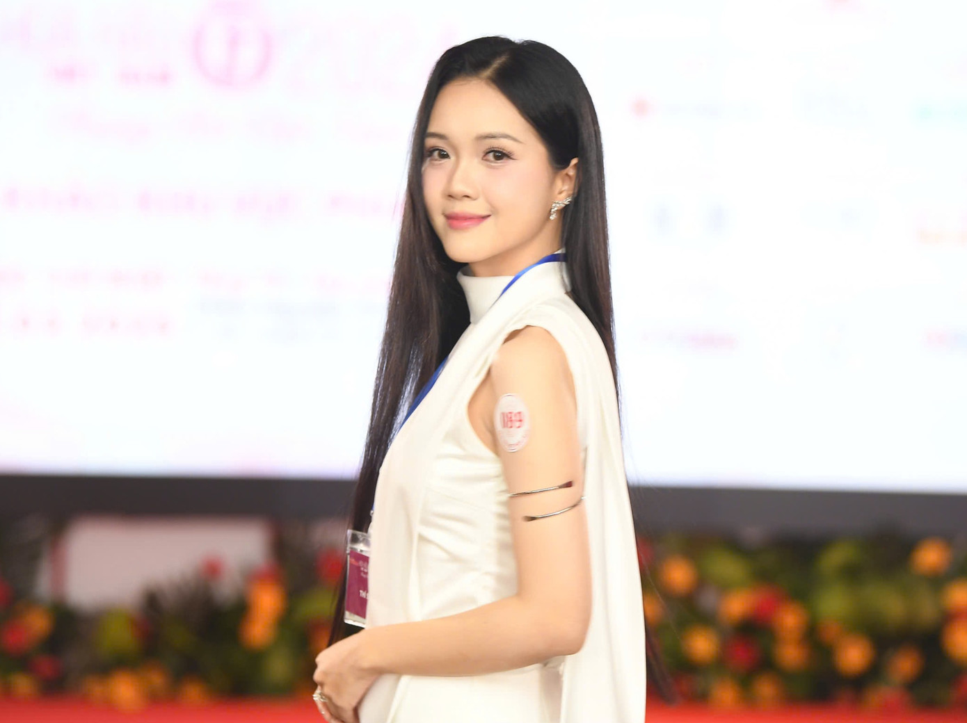 Tính đến thời điểm này, hàng trăm hồ sơ đăng ký đã phát lộ nhiều thí sinh tiềm năng. Họ là những đại diện nhan sắc Việt nổi trội cả về nhan sắc lẫn trí tuệ, sẵn sàng để lan tỏa hơn nữa giá trị văn hóa, khát vọng cống hiến của tuổi trẻ.