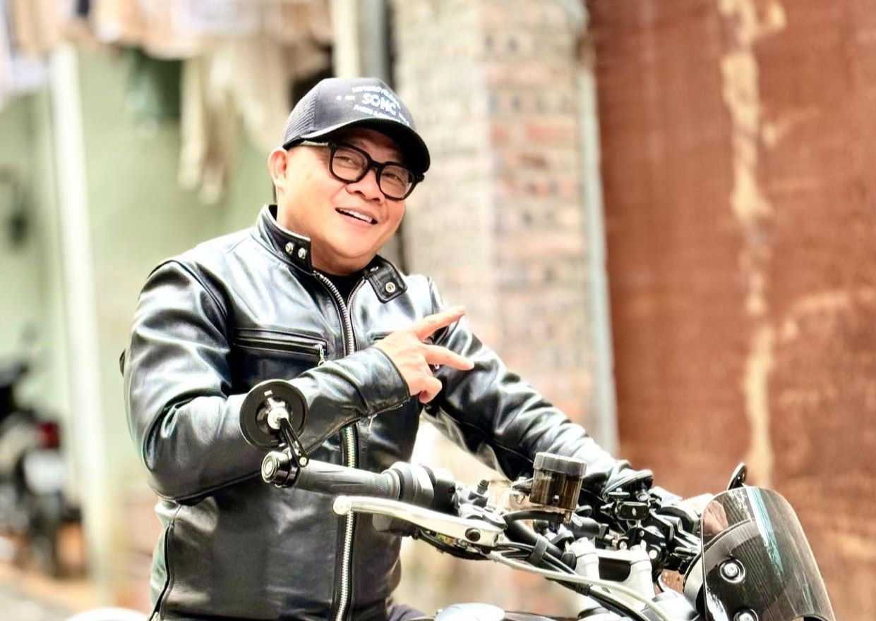 MC Quang Minh tuyên bố thời gian tới sẽ tập trung công việc chuyên môn và cuộc sống gia đình. MC Quang Minh tuyên bố thời gian tới sẽ tập trung công việc chuyên môn và cuộc sống gia đình.