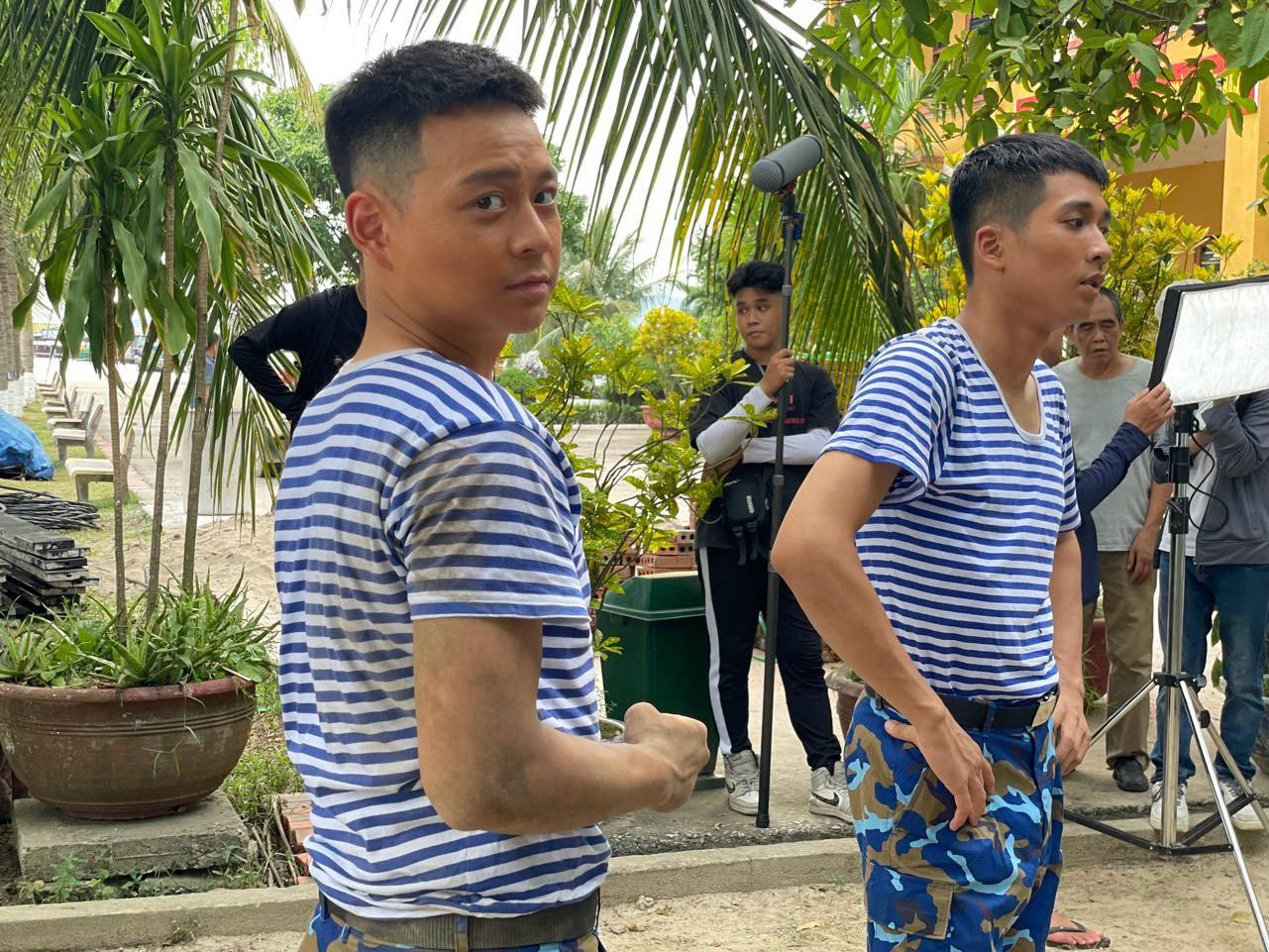 Nam diễn viên chia sẻ hình ảnh hậu trường. Ảnh: NVCC. Nam diễn viên chia sẻ hình ảnh hậu trường. Ảnh: NVCC.