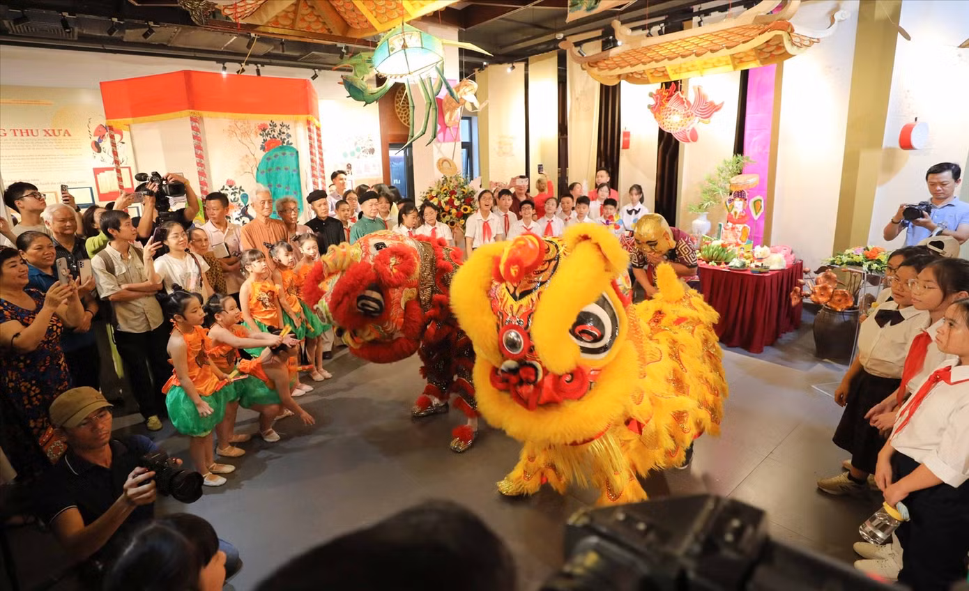 Tạm hoãn nhiều sự kiện văn hóa, nghệ thuật trước tình hình bão số 3 diễn biến phức tạp. Tạm hoãn nhiều sự kiện văn hóa, nghệ thuật trước tình hình bão số 3 diễn biến phức tạp.