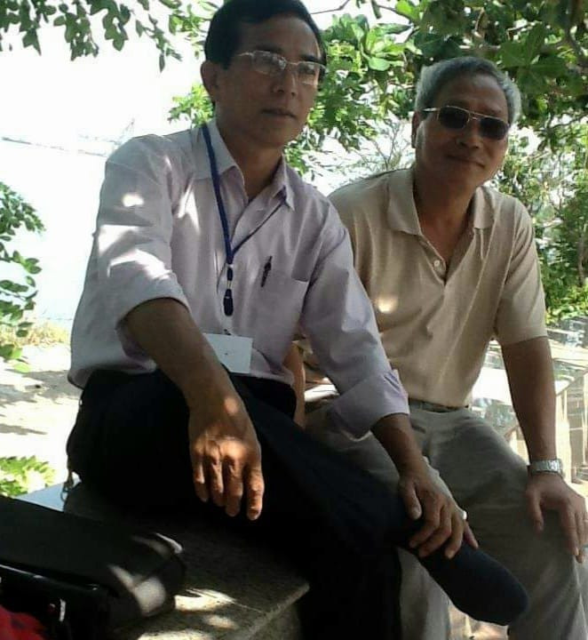 Đạo diễn Nguyễn Thế Vĩnh (phải) và đồng nghiệp. Đạo diễn Nguyễn Thế Vĩnh (phải) và đồng nghiệp.