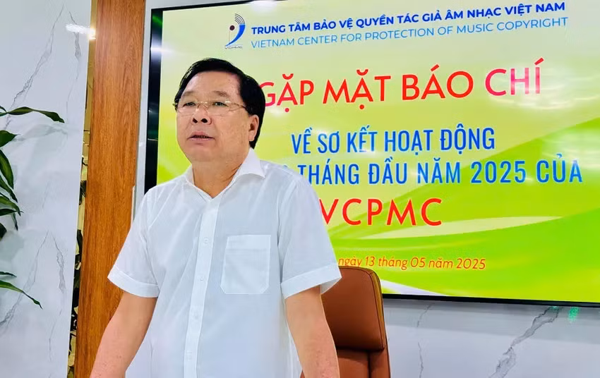 Nhạc sĩ Đinh Trung Cẩn - Tổng Giám đốc VCPMC - phản hồi thông tin quanh vụ đơn vị này bị tố ngăn chặn phổ biến ca khúc cách mạng.