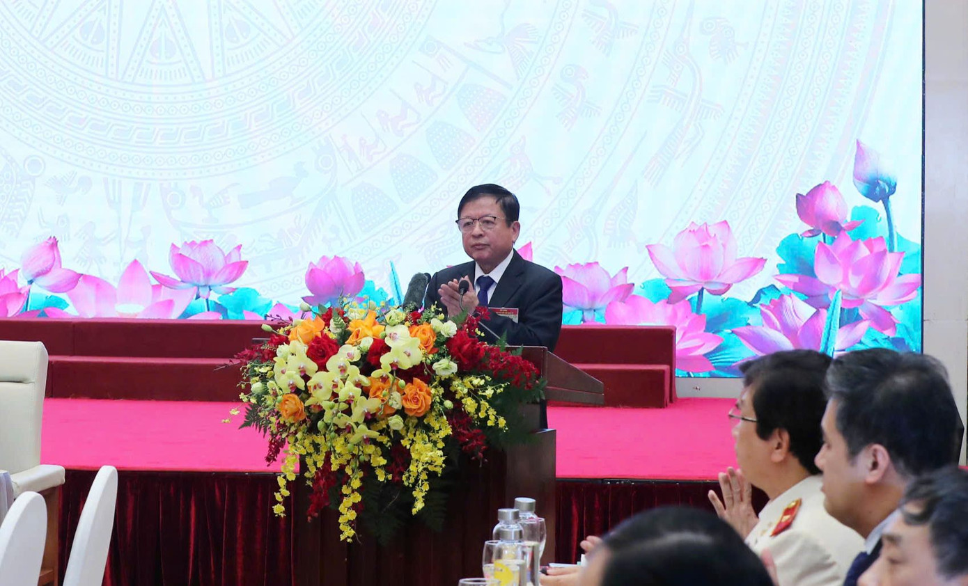 PGS.TS Đỗ Hồng Quân - Chủ tịch Liên hiệp các Hội Văn học nghệ thuật Việt Nam - tại hội nghị. Ảnh: Trần Huấn. PGS.TS Đỗ Hồng Quân - Chủ tịch Liên hiệp các Hội Văn học nghệ thuật Việt Nam - tại hội nghị. Ảnh: Trần Huấn.