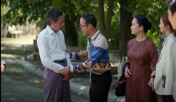 Tay buôn bất động sản nghĩa trang là người quen của Thành. Ảnh: CMH. Tay buôn bất động sản nghĩa trang là người quen của Thành. Ảnh: CMH.