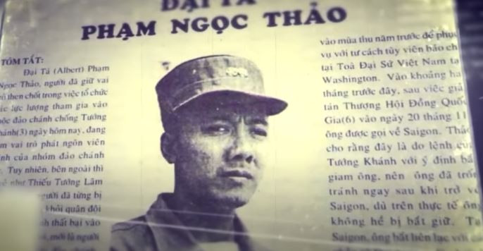 Phim Giữa vòng vây quân thù truyền tải tới khán giả những cảm xúc chân thực từ nguồn tư liệu và nhân chứng, nhân vật còn lại tới hôm nay.