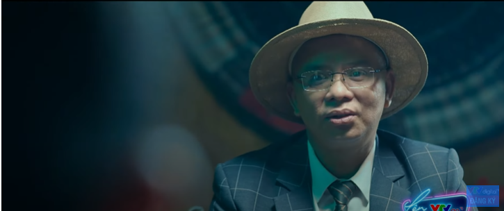 Khải không muốn là người của Khải Tuấn.