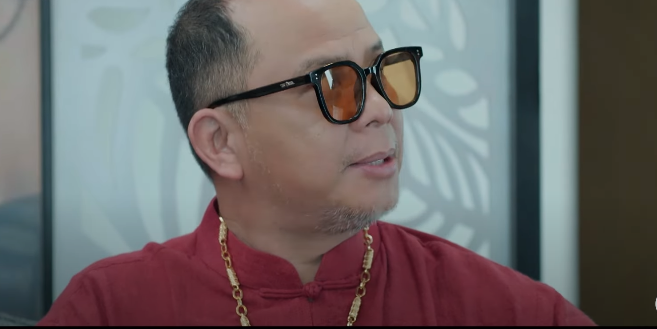 Bố Mai Anh cho rằng cách bảo vệ con của mình là đúng. Ảnh: CMH. Bố Mai Anh cho rằng cách bảo vệ con của mình là đúng. Ảnh: CMH.