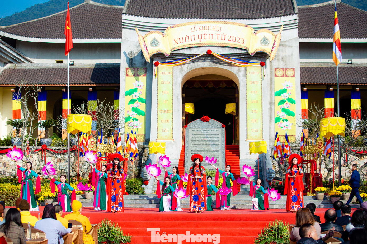 Lễ hội Xuân Yên Tử 2023 (TP. Uông Bí, Quảng Ninh) khai hội sáng 10 tháng Giêng (31/1/2023). Đây là lễ hội lớn nhất dịp đầu xuân tại Quảng Ninh, trở thành điểm hẹn chào đón du khách trong và ngoài nước. Ảnh: TRỌNG TÀI.