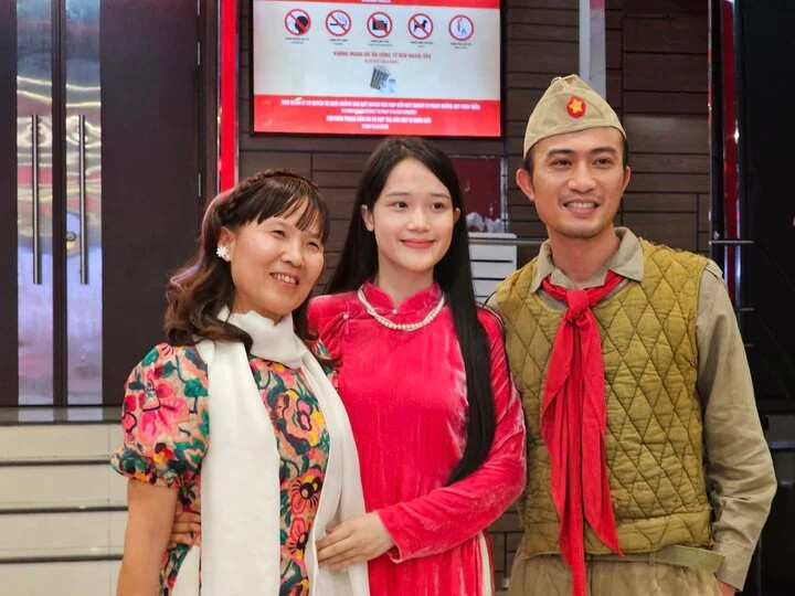 Đào, phở và piano liên tục cháy vé, được coi là phim nhà nước đặt hàng gần đây thành công nhất ở khâu phát hành.