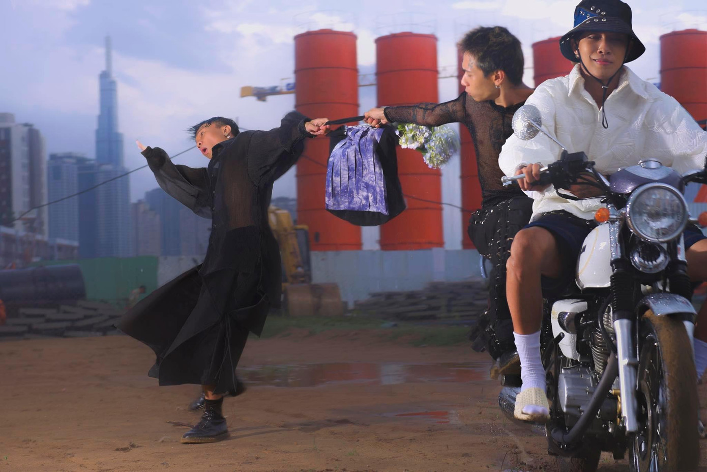 Những bức ảnh được dàn dựng công phu Những bức ảnh được dàn dựng công phu