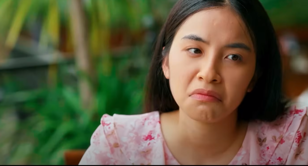 Hoài nhắc Hiếu nên tránh xa Nhung. Ảnh: CMH. Hoài nhắc Hiếu nên tránh xa Nhung. Ảnh: CMH.