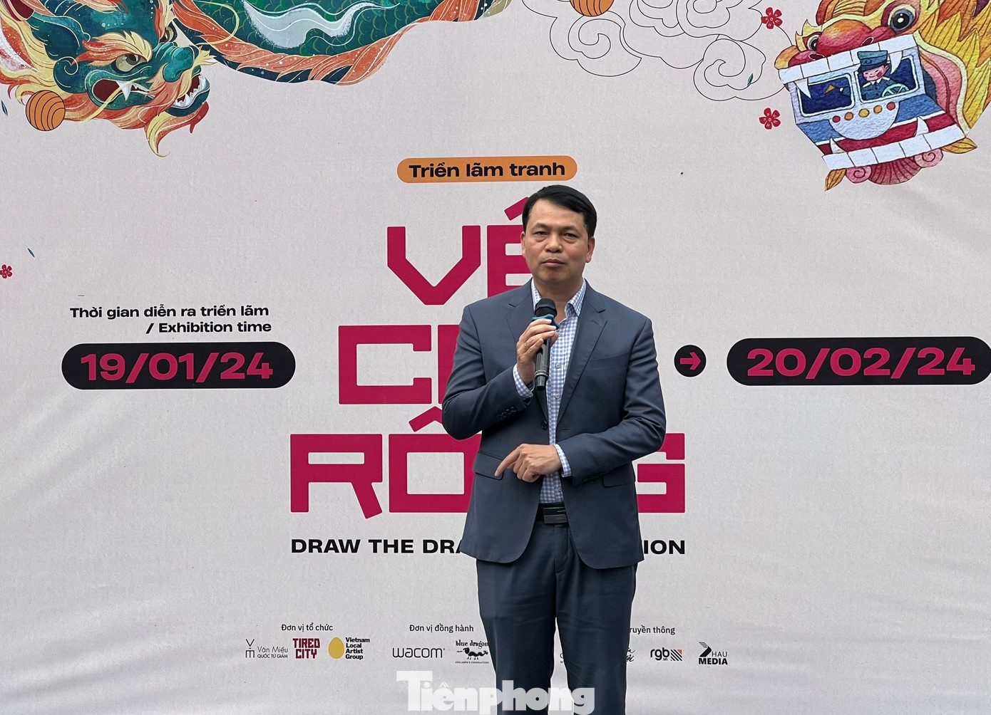 Ông Lê Xuân Kiêu - Giám đốc Trung tâm Hoạt động Văn hóa Khoa học Văn Miếu - Quốc Tử Giám - phát biểu khai mạc triển lãm.