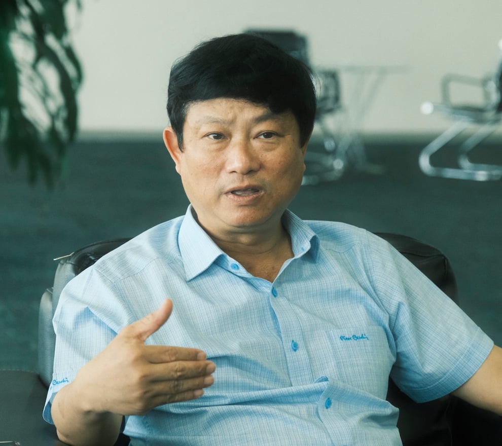 Chủ tịch UBND tỉnh Bình Dương Võ Văn Minh. Chủ tịch UBND tỉnh Bình Dương Võ Văn Minh.