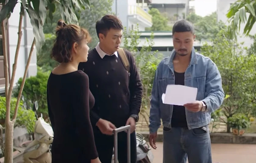 Hai anh em có tính cách trái ngược, bù trừ cho nhau. Hai anh em có tính cách trái ngược, bù trừ cho nhau.