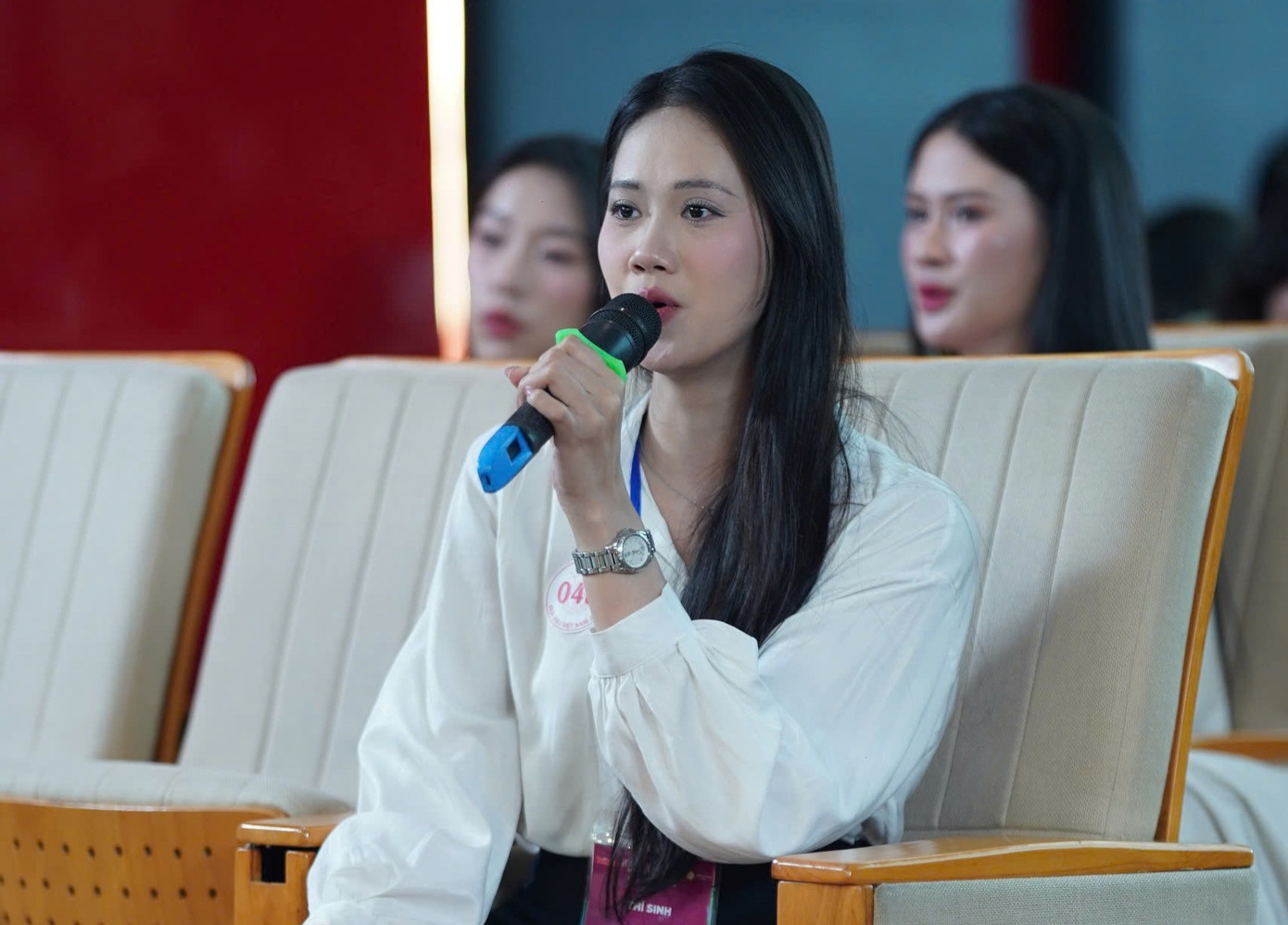 Cuộc thi Hoa hậu Việt Nam giữ vững tiêu chí đề cao vẻ đẹp tự nhiên. Ban tổ chức luôn kiên định với giá trị truyền thống, tôn vinh vẻ đẹp nguyên bản của phụ nữ Việt Nam và không chấp nhận thí sinh đã can thiệp dao kéo. Thí sinh được đo nhân trắc học kỹ lưỡng trước khi vào phòng phỏng vấn kín.