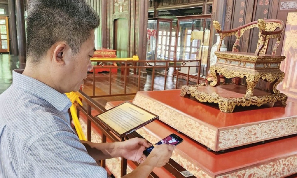 Mọi thông tin liên quan đến mua bán hiện vật chỉ được tiết lộ khi có văn bản đồng ý của người có thẩm quyền.