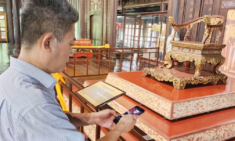 Mọi thông tin liên quan đến mua bán hiện vật chỉ được tiết lộ khi có văn bản đồng ý của người có thẩm quyền.