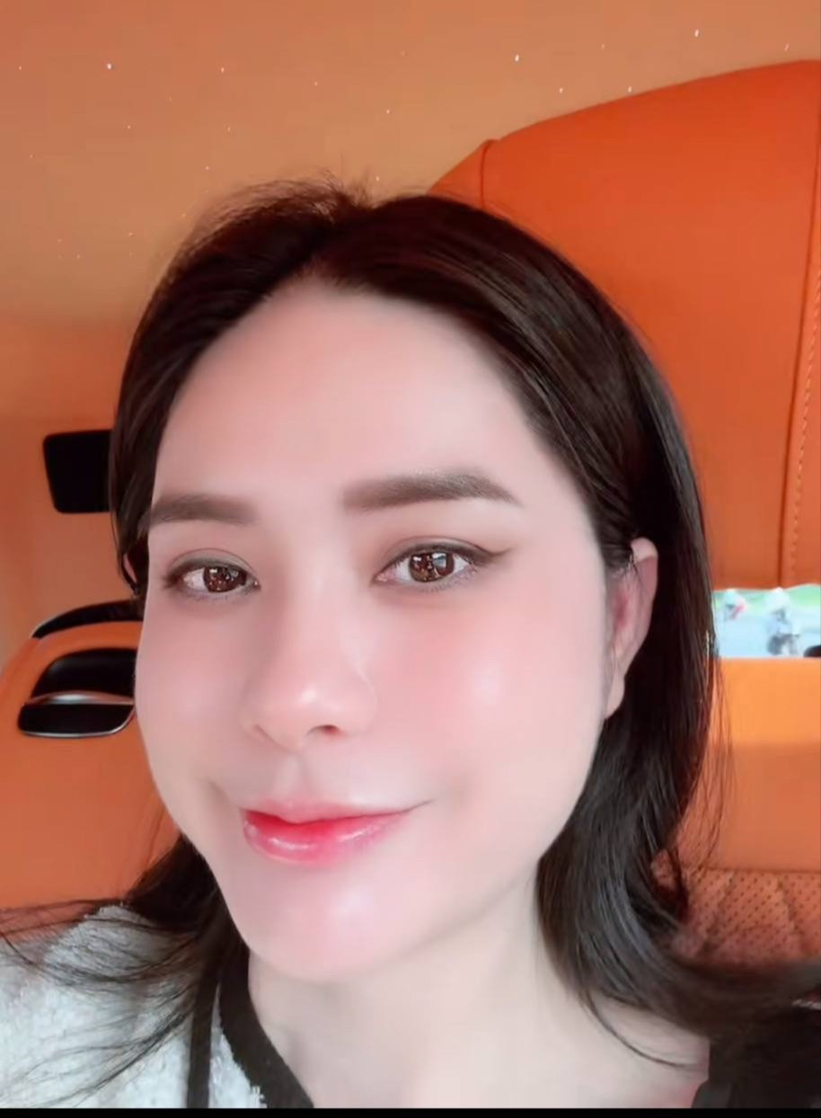 Kênh TikTok của Đoàn Di Băng khóa toàn bộ bình luận, bao gồm cả video quảng cáo mặt nạ. Kênh TikTok của Đoàn Di Băng khóa toàn bộ bình luận, bao gồm cả video quảng cáo mặt nạ.