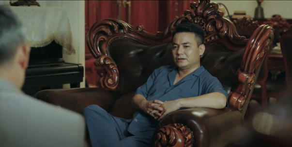 Chủ tịch Phát báo tin vui với Đức. Ảnh: CMH. Chủ tịch Phát báo tin vui với Đức. Ảnh: CMH.