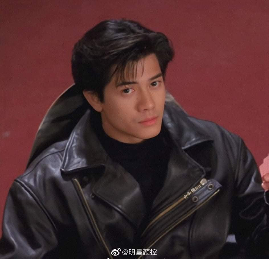 Quách Phú Thành được biết đến với những thành tích đáng nể trong lĩnh vực âm nhạc và phim ảnh. Nhờ khả năng vũ đạo điêu luyện, giọng hát trầm ấm và lối diễn giàu cảm xúc, anh nhanh chóng được xếp vào danh sách &quot;Tứ Đại Thiên Vương&quot;, ngang hàng với những đàn anh như Lưu Đức Hoa, Lê Minh và Trương Học Hữu