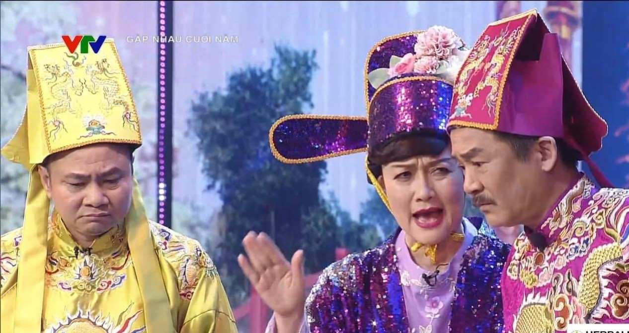 Táo Năng lượng lần đầu lên chầu bị các &quot;ma cũ&quot; bắt nạt. Ảnh: CMH.