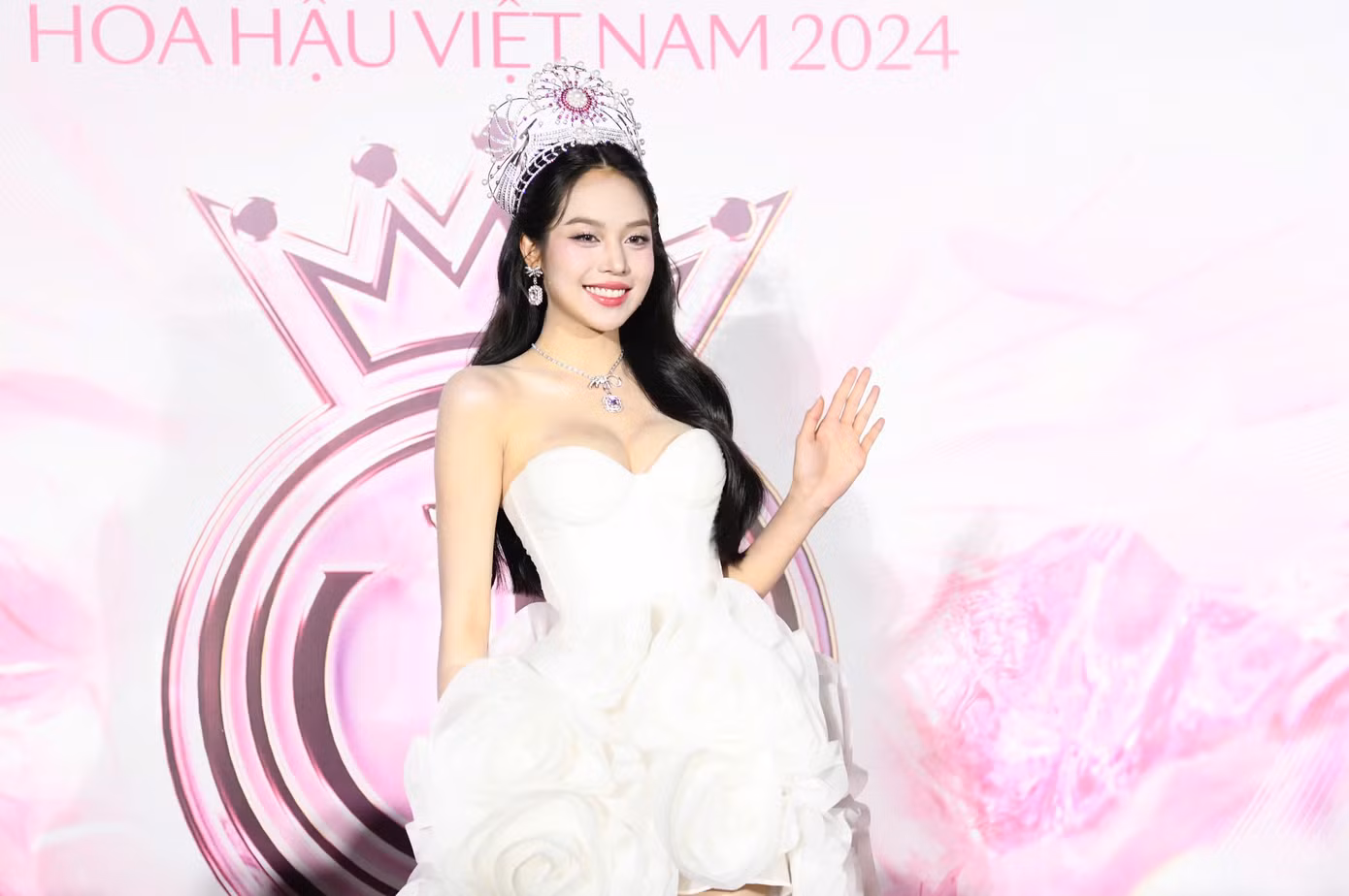 Các hoa hậu, á hậu của Hoa hậu Việt Nam trên thảm đỏ Chung khảo toàn quốc. Ảnh: Trọng Tài. Các hoa hậu, á hậu của Hoa hậu Việt Nam trên thảm đỏ Chung khảo toàn quốc. Ảnh: Trọng Tài.