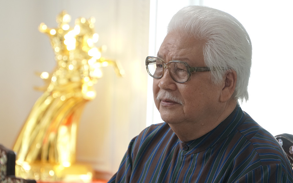 NSƯT Đức Trung thường đóng đinh với các vai chính diện. NSƯT Đức Trung thường đóng đinh với các vai chính diện.