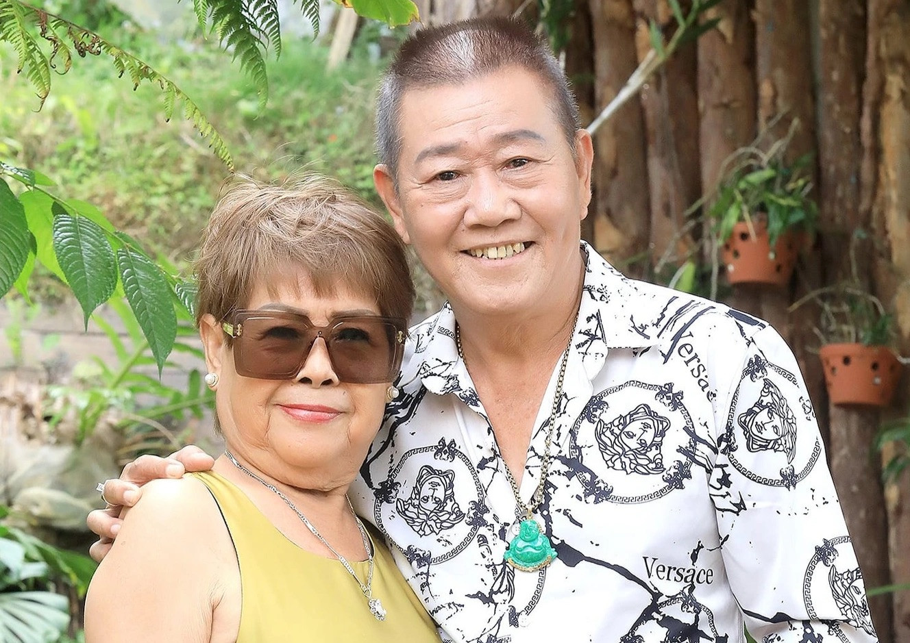 Nghệ sĩ Vũ Thanh và vợ - ca sĩ Lệ Hải.