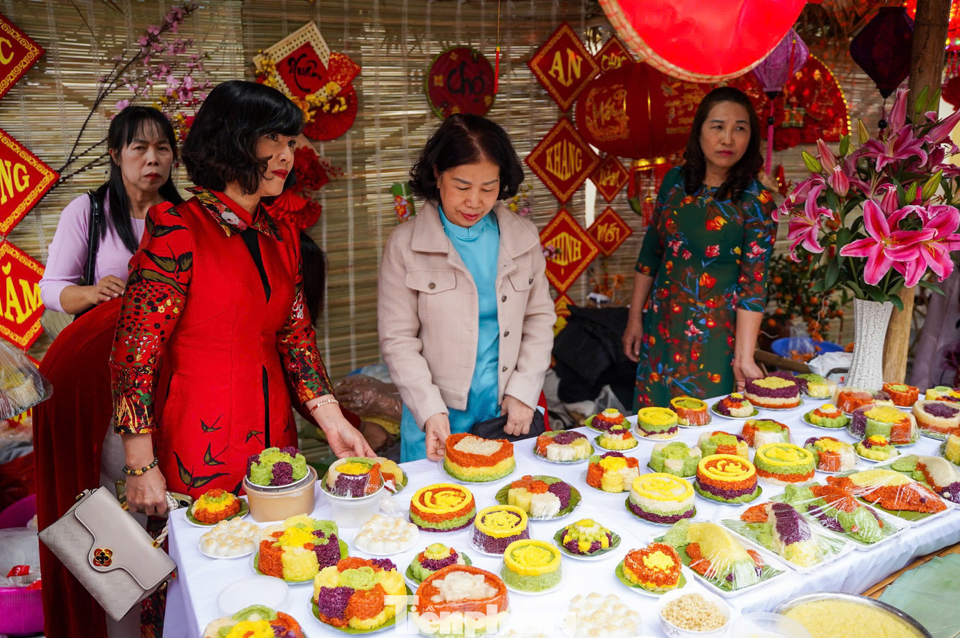 Những mâm xôi có tạo hình độc, lạ ở làng Phú Thượng ảnh 9 Những mâm xôi có tạo hình độc, lạ ở làng Phú Thượng ảnh 9