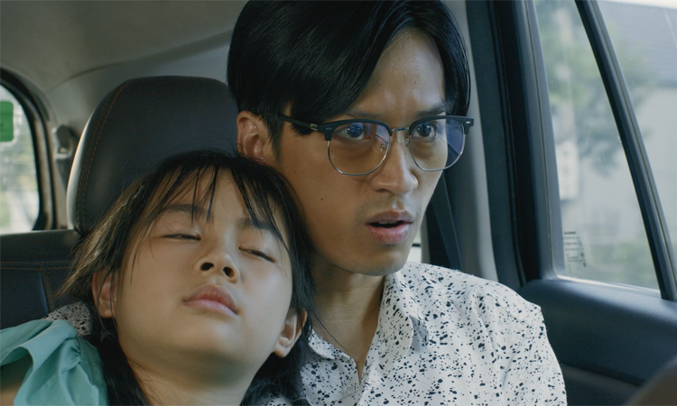 Phim có nhiều cảnh hành động mạo hiểm. Phim có nhiều cảnh hành động mạo hiểm.