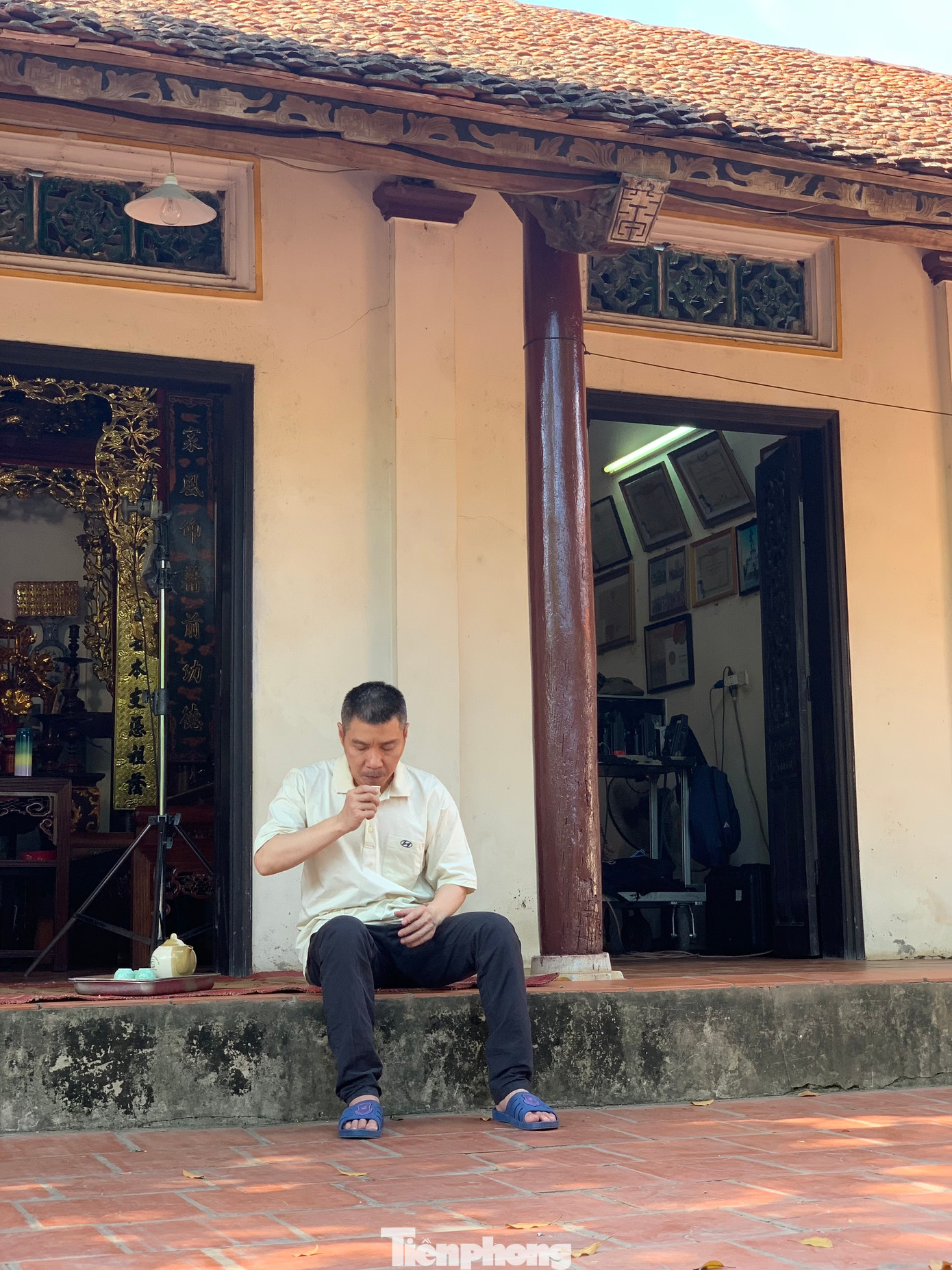 Sức khỏe hiện tại chưa cho phép NSND Công Lý đóng những vai chính dài hơi. Tuy nhiên, anh vẫn nghiên cứu kỹ kịch bản, chăm chút từng khâu trước khi ghi hình để cống hiến những vai diễn hay cho khán giả. Tháng 4, NSND Công Lý trở lại Nhà hát Kịch Hà Nội để tập luyện cùng các đồng nghiệp trong vở diễn Tinh thần thể dục - chuyển thể từ truyện ngắn cùng tên của nhà văn Nguyễn Công Hoan. Sức khỏe hiện tại chưa cho phép NSND Công Lý đóng những vai chính dài hơi. Tuy nhiên, anh vẫn nghiên cứu kỹ kịch bản, chăm chút từng khâu trước khi ghi hình để cống hiến những vai diễn hay cho khán giả. Tháng 4, NSND Công Lý trở lại Nhà hát Kịch Hà Nội để tập luyện cùng các đồng nghiệp trong vở diễn Tinh thần thể dục - chuyển thể từ truyện ngắn cùng tên của nhà văn Nguyễn Công Hoan.