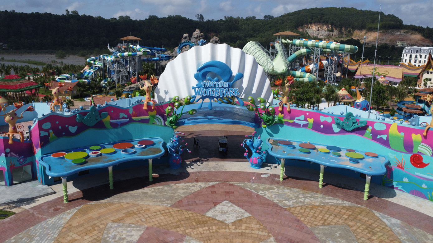 Khu du lịch quốc tế Đồi Rồng với nhiều tiện ích, đáp ứng nhu cầu ngày một đa dạng của du khách. Ảnh: Trọng Tài.