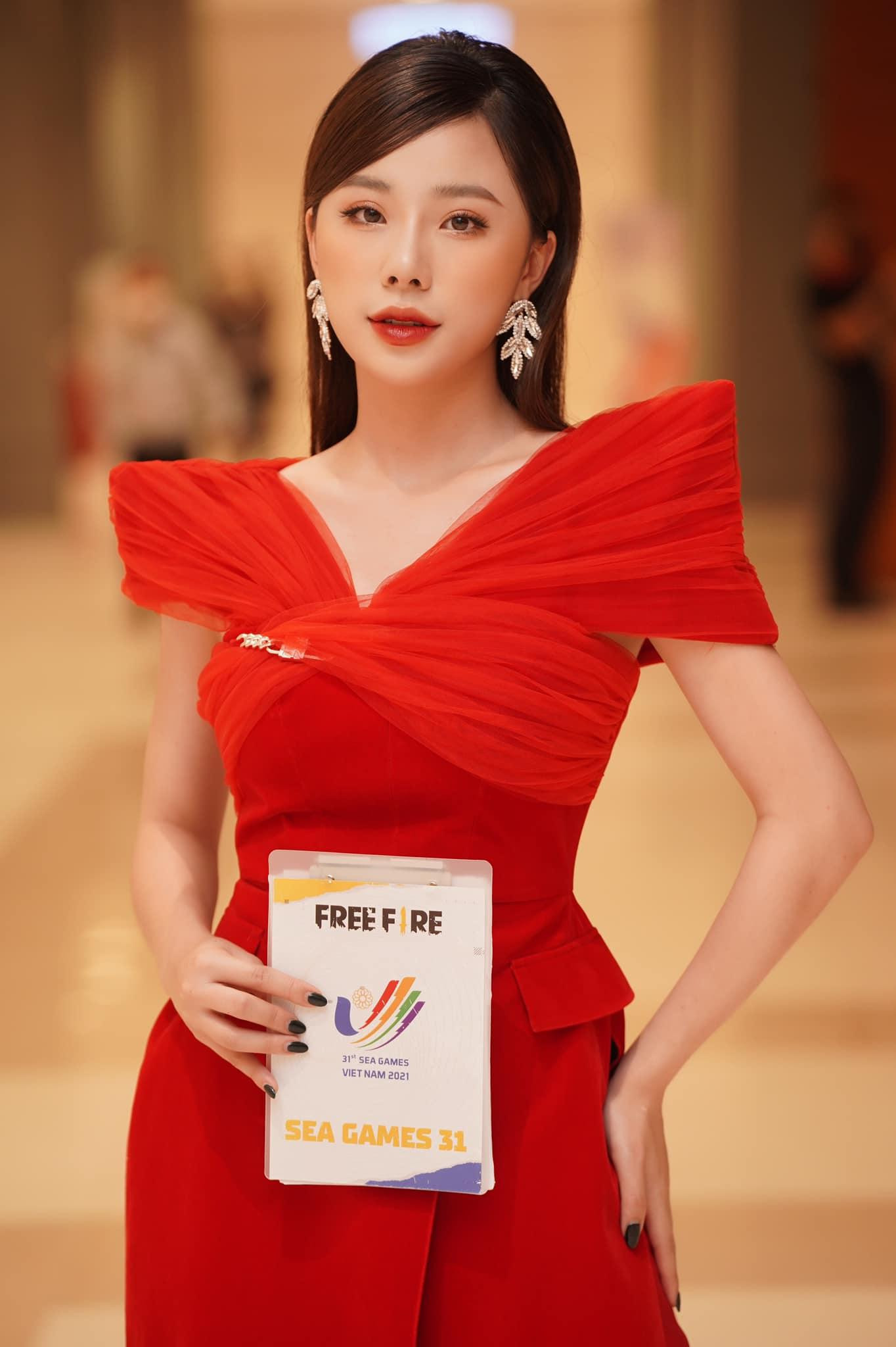 Nữ MC sinh năm 1998 đặt nhiều kỳ vọng và tâm huyết trong lần đầu tiên dẫn một môn thể thao tại SEA Games.