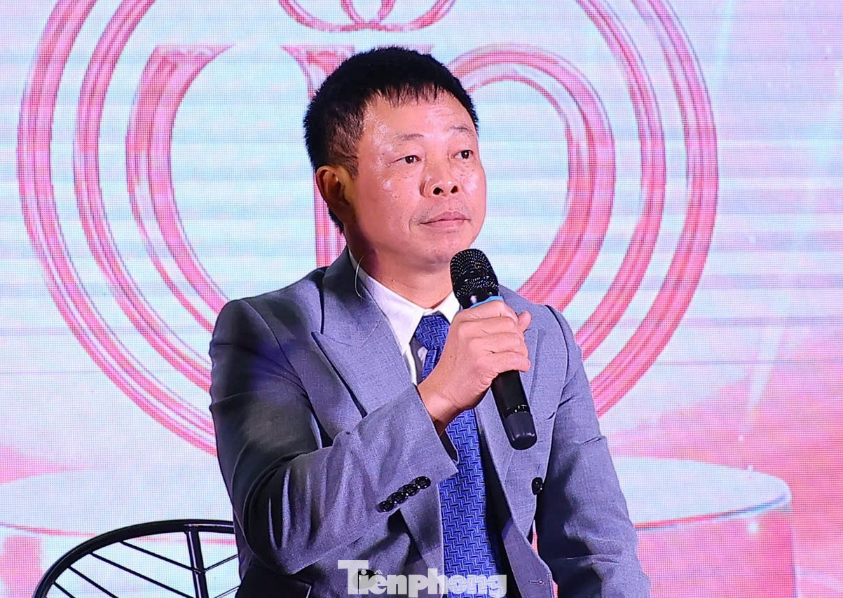 Nhà báo Phùng Công Sưởng nhận định sinh viên Học viện Ngoại giao có nhiều lợi thế khi đăng ký thi hoa hậu.