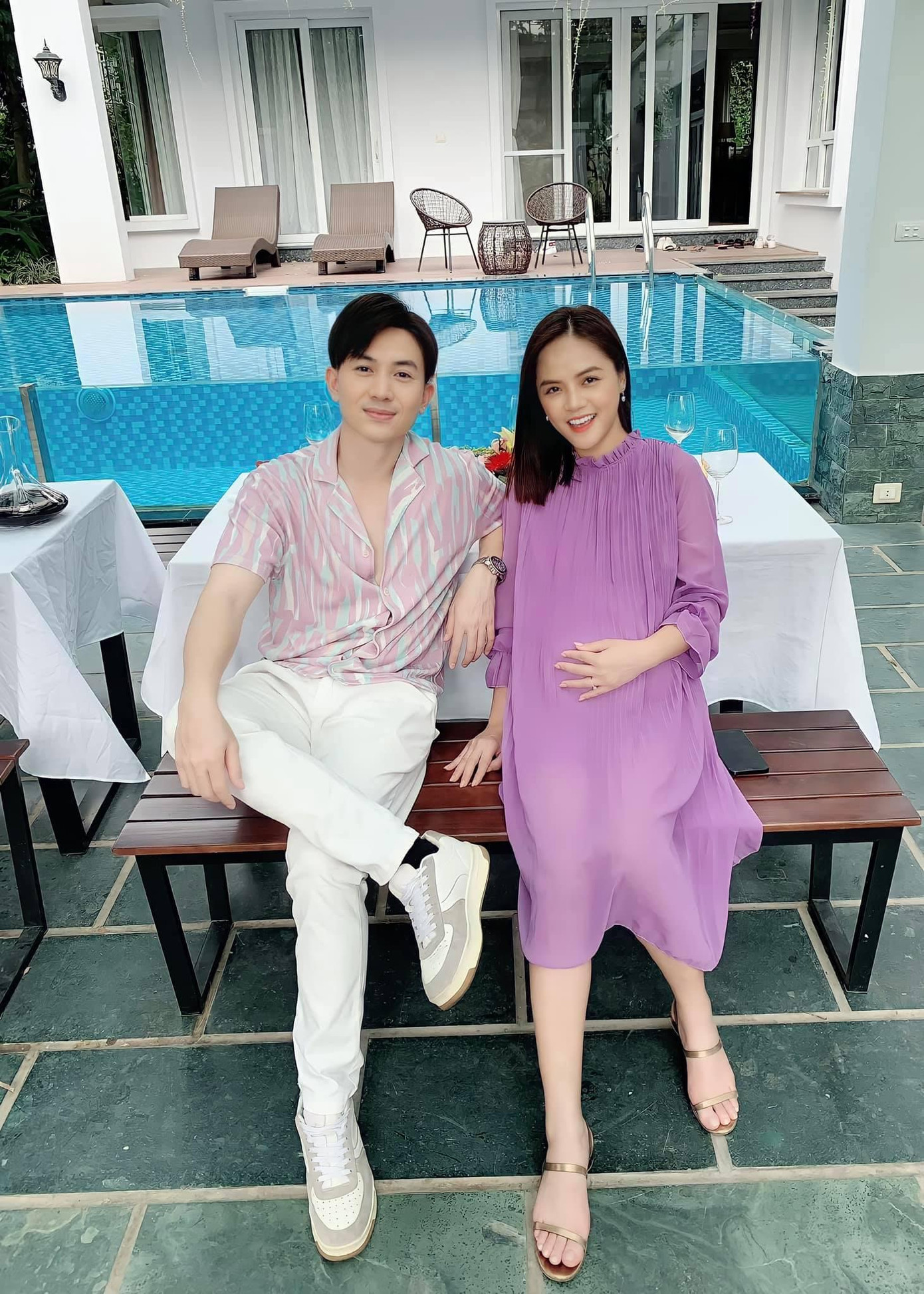 Khoảnh khắc viên mãn của cặp đôi Huy - Thy trên trang cá nhân của diễn viên Thu Quỳnh.