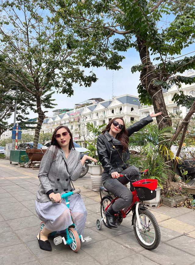 Minh luôn sẵn sàng "xù lông" bảo vệ Giang khi cô nàng gặp rắc rối với con riêng của chồng và rơi vào tình thế khó xử khi người yêu cũ chính là sếp mới ở công ty.