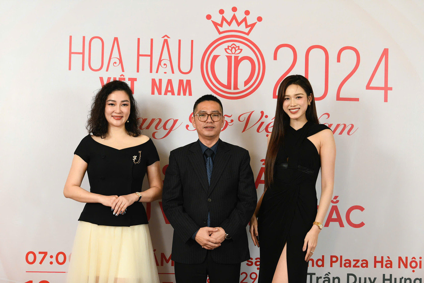 Hai thành viên giám khảo cùng ông Hoàng Thọ Ninh - Chủ tịch HĐQT, Tổng Giám đốc Hoàng thành Media - Phó trưởng Ban tổ chức Hoa hậu Việt Nam 2024.