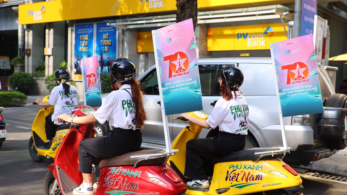 Roadshow sáng 28/9 là một trong những sáng tạo của Ban tổ chức Ngày Thẻ Việt Nam 2024, diễn ra đúng dịp chuẩn bị kỷ niệm 70 năm giải phóng Thủ đô (10/10/1954-10/10-2024). Hội thảo "Hà Nội - Thành phố thông minh và Hệ sinh thái ngân hàng mở" là một hoạt động điểm nhấn, lần đầu tiên có sự tham gia đồng chỉ đạo của UBND TP. Hà Nội.