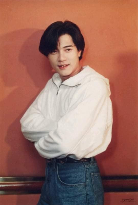 Trong giai đoạn hoàng kim của mình, ngay cả những bộ trang phục hay kiểu tóc của nam diễn viên sinh năm 1965 cũng trở thành xu hướng, được giới trẻ vô cùng ưa chuộng