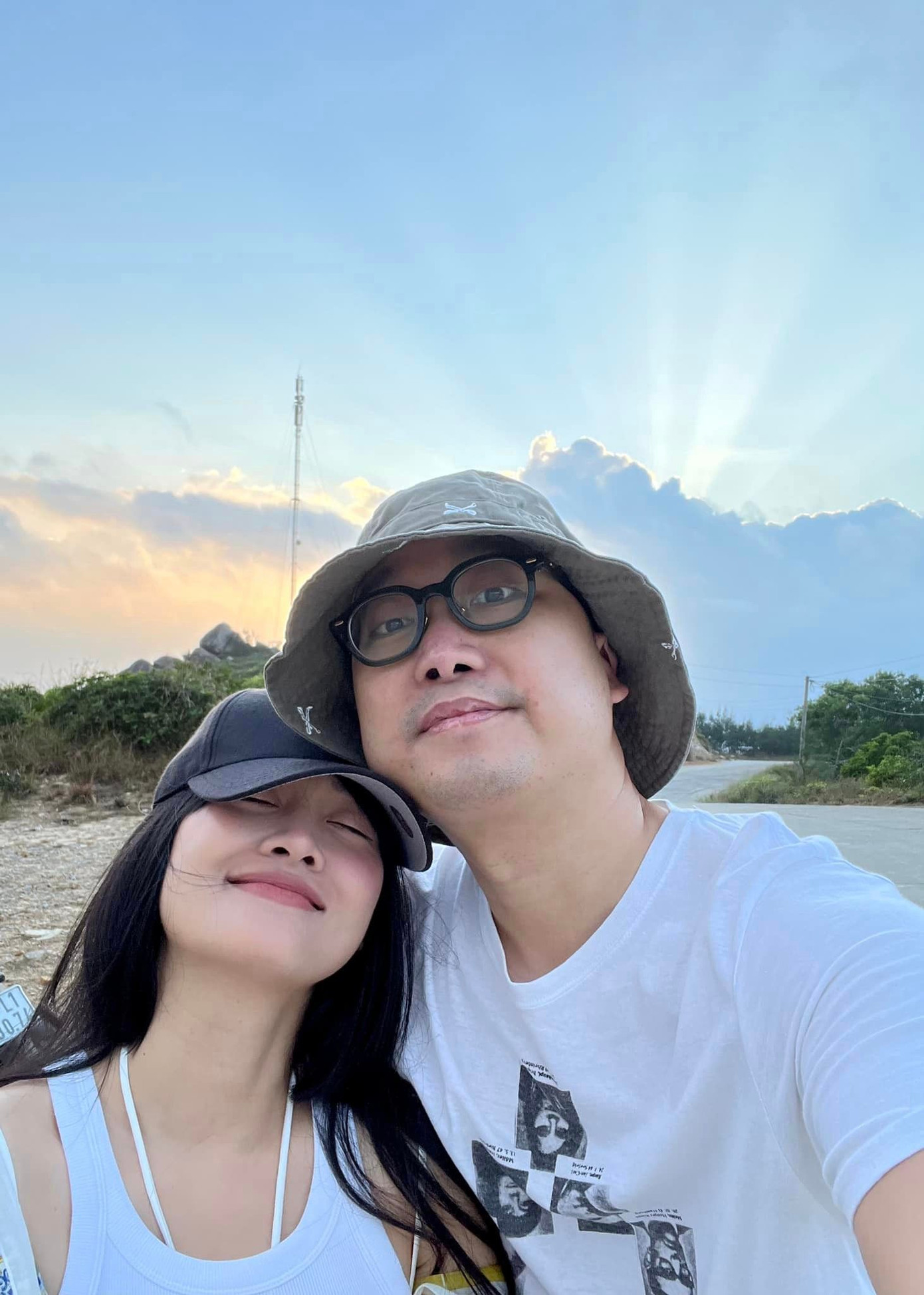 MC Quỳnh Chi và bạn trai.