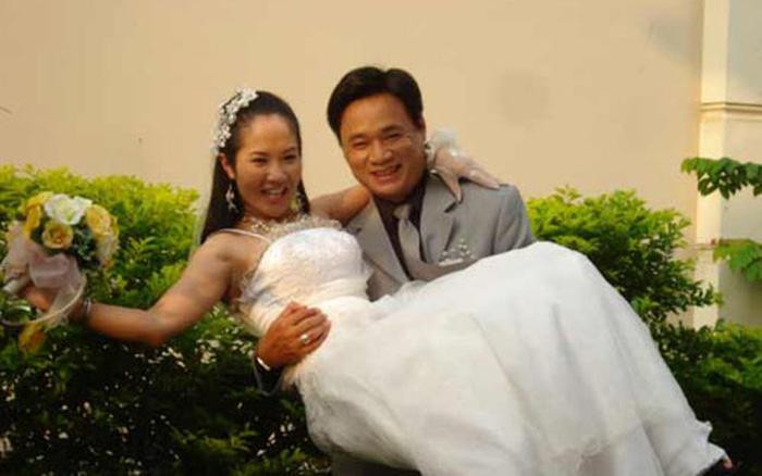 Diễn viên Tuấn Quang và Nguyệt Hằng đóng vợ chồng trong Vệt nắng cuối trời.