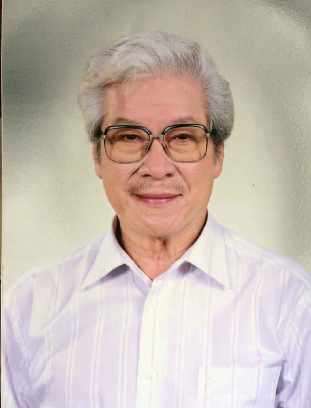 Nghệ sĩ Hữu Độ qua đời tối 13/8. Nghệ sĩ Hữu Độ qua đời tối 13/8.