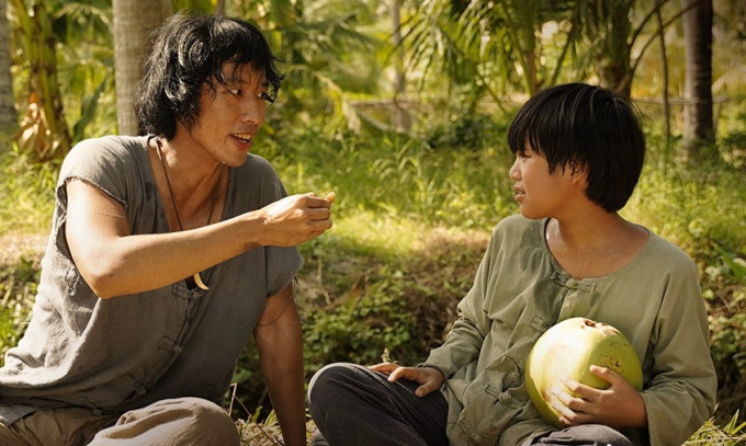 Phim Đất rừng phương Nam lấy bối cảnh những năm 1920-1930. Phim Đất rừng phương Nam lấy bối cảnh những năm 1920-1930.