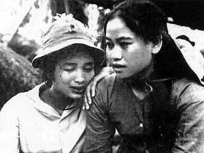 Điện ảnh cách mạng có nhiều tác phẩm ấn tượng về chiến tranh, lịch sử. Điện ảnh cách mạng có nhiều tác phẩm ấn tượng về chiến tranh, lịch sử.