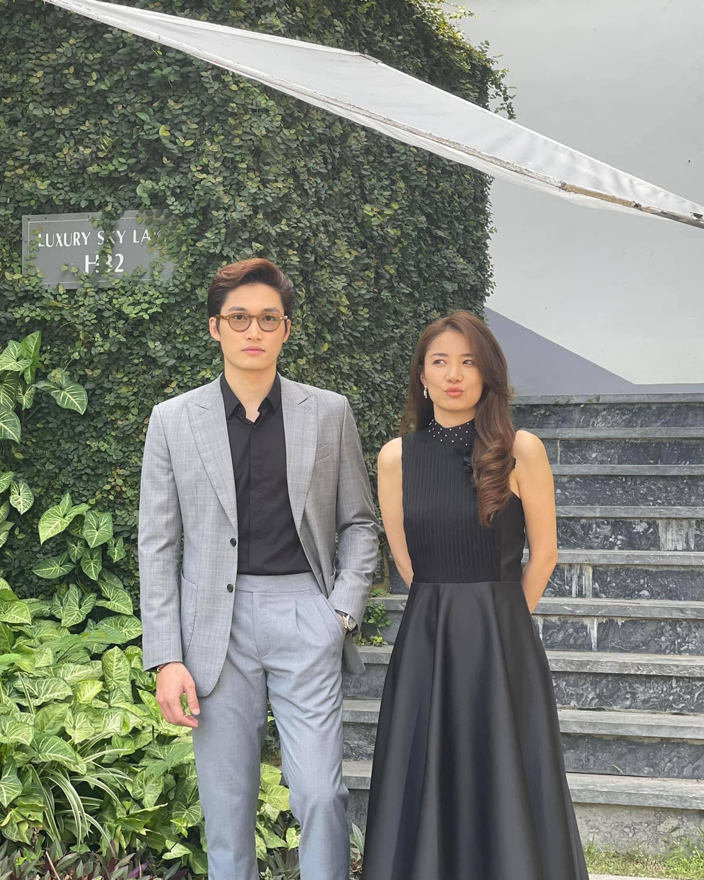 Trong những diễn biến tiếp theo của Thương ngày nắng về phần 2, chuyện tình Trang (Huyền Lizzie) - Duy (Đình Tú) chắc chắn sẽ gặp thêm nhiều sóng gió khi các nhân vật mới xuất hiện. Trong những diễn biến tiếp theo của Thương ngày nắng về phần 2, chuyện tình Trang (Huyền Lizzie) - Duy (Đình Tú) chắc chắn sẽ gặp thêm nhiều sóng gió khi các nhân vật mới xuất hiện.